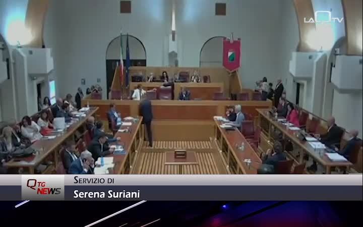 Promessa di aiuti in cambio di voti: è questa l’accusa rivolta alla consigliera della Lega Cardinali